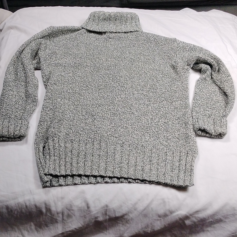 Carolyn Taylor women's turtleneck sweater size large